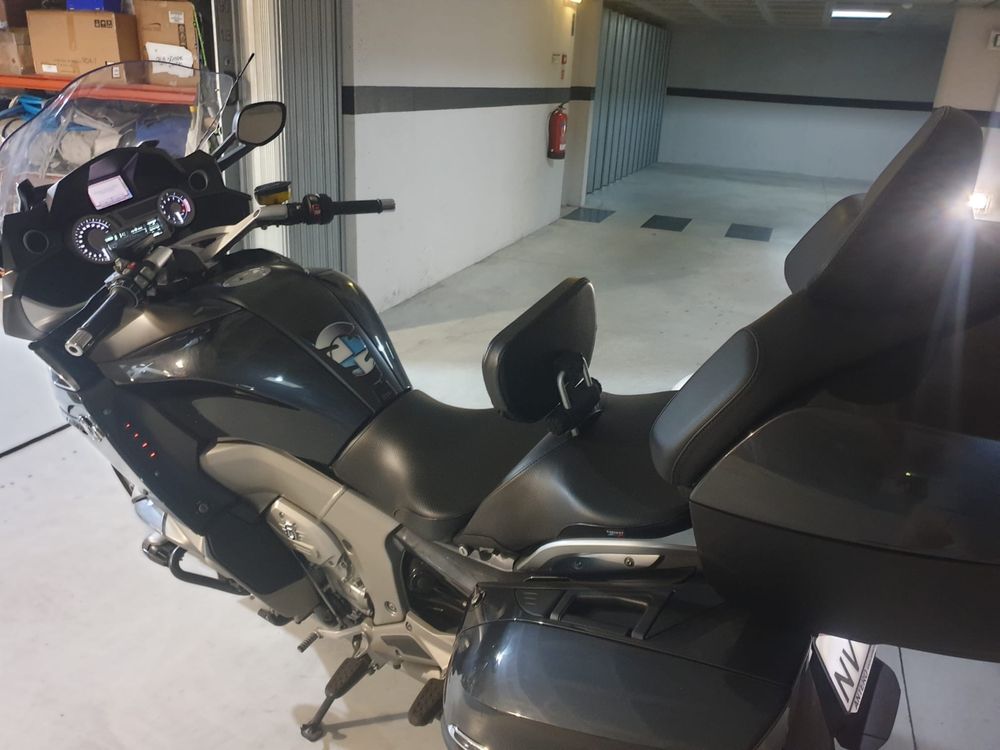 Moto BMW K1600 GTL como nova