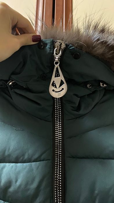 Зимове пальто жіноче