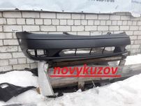 Бампер передний на Nissan Maxima A33
