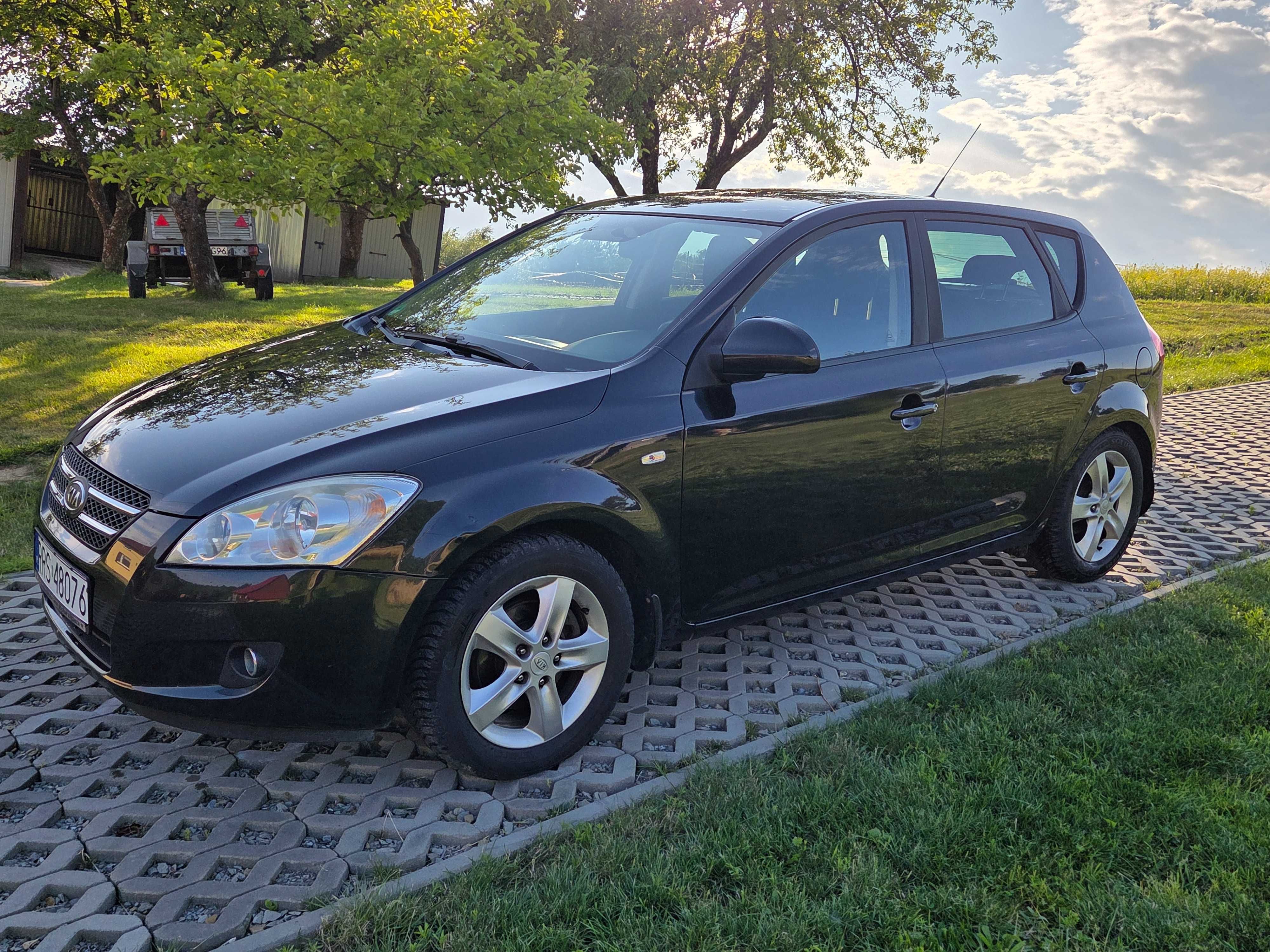 Kia ceed 1,6 benzyna . bardzo ładne, zadbane . pierwszy właściciel