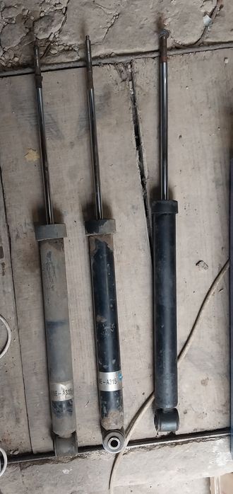 Амортизатори задні бмв е46 bmw e46