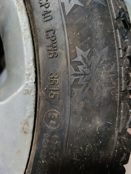 Opony zimowe z felgami