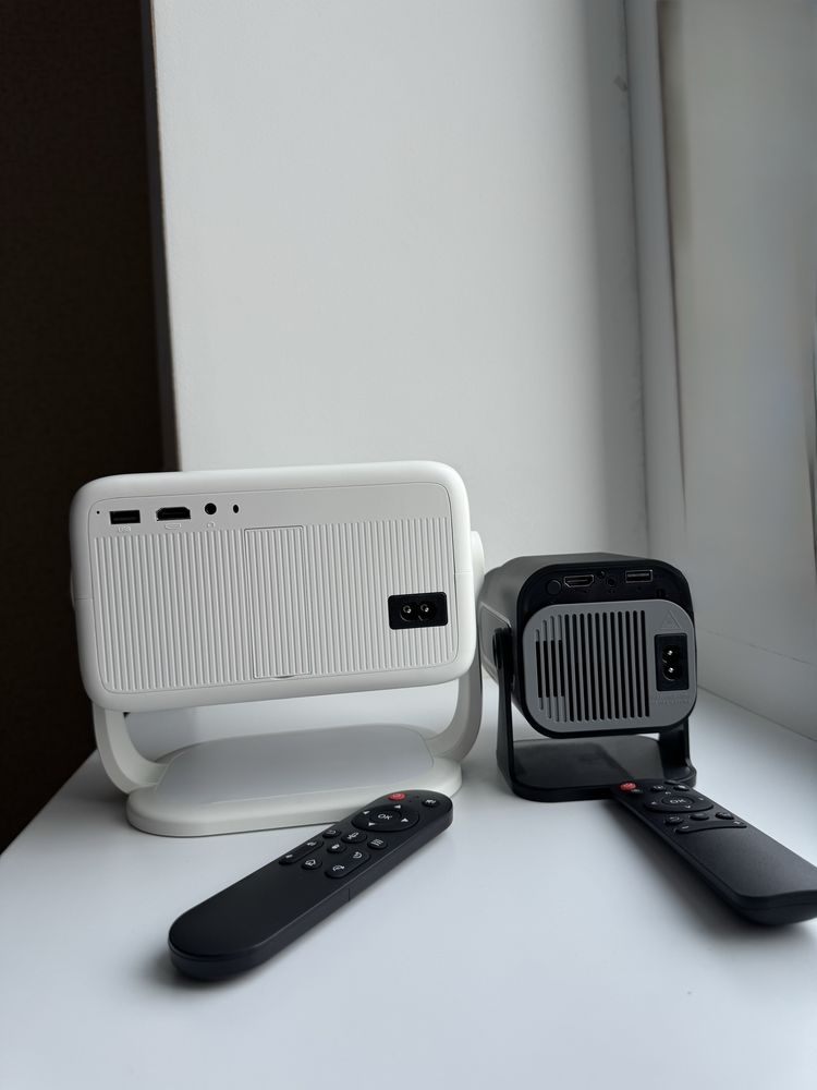 Проектор MAGCUBIK LO18; HY320 MINI Домашній кінотеатр Android 11 Wifi