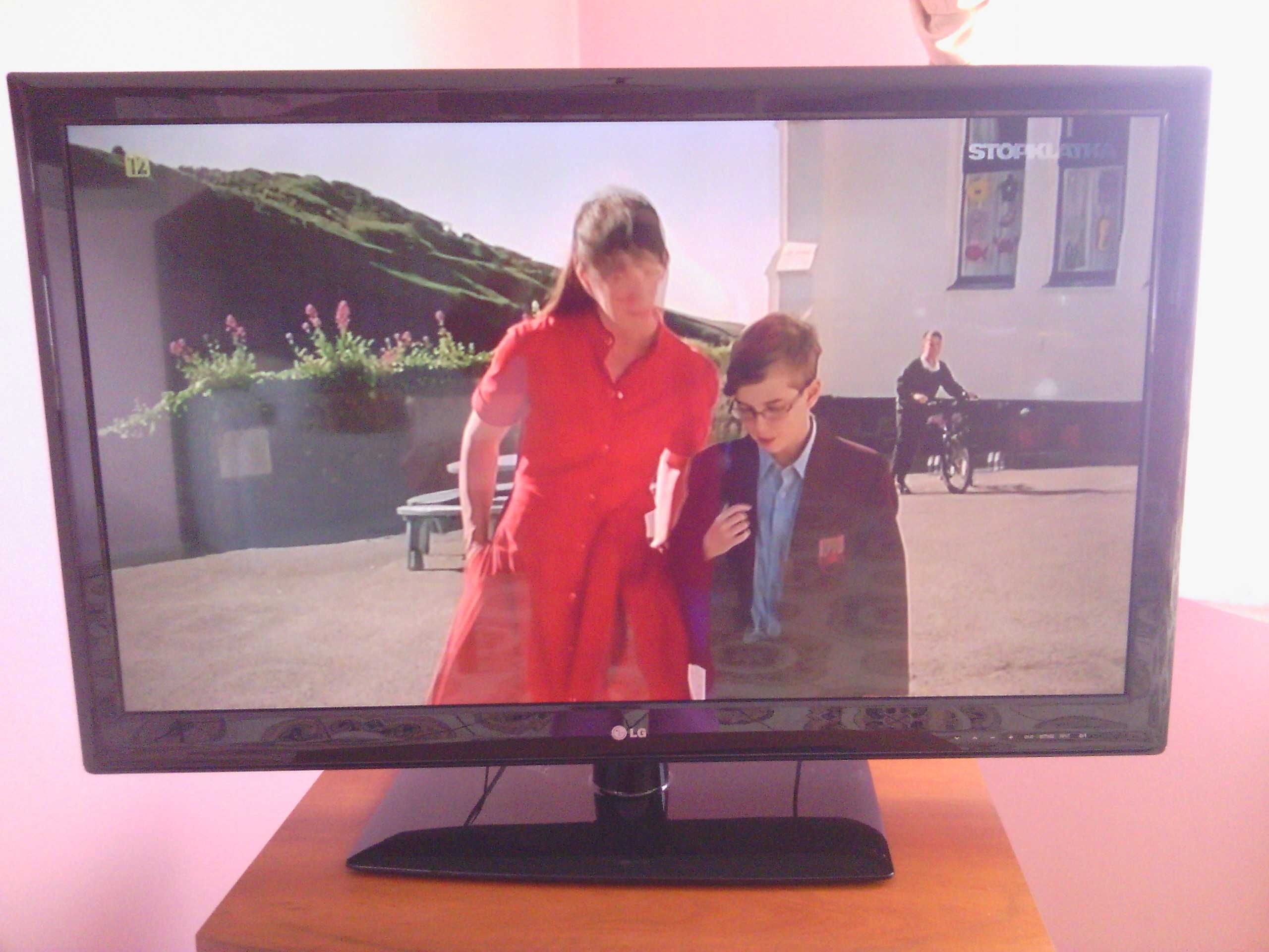 Sprzedam telewizor LG 42"