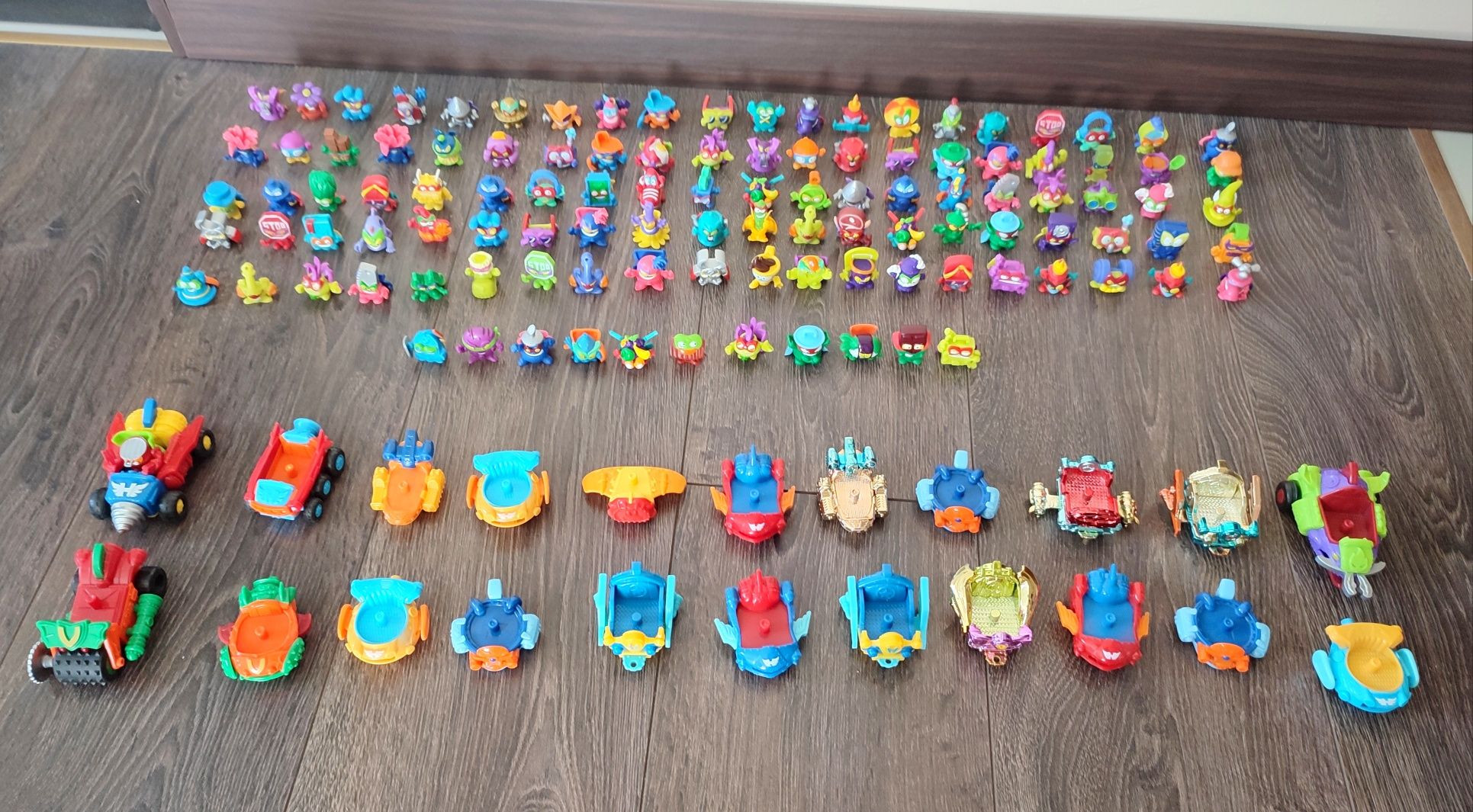 Mega zestaw super zings ponad 100 szt i 22 pojazdy