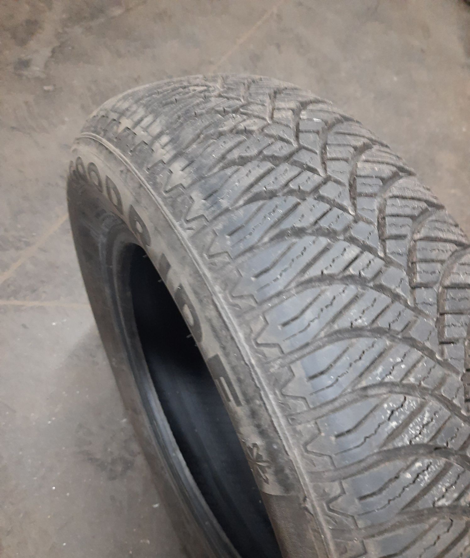 Opona 165/70R14 81T Goodride All Season Elite Z-401