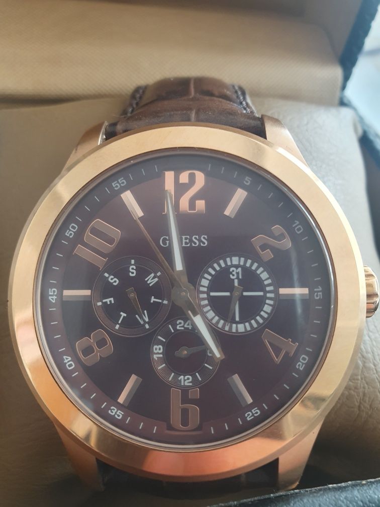Zegarek Guess W0008G3