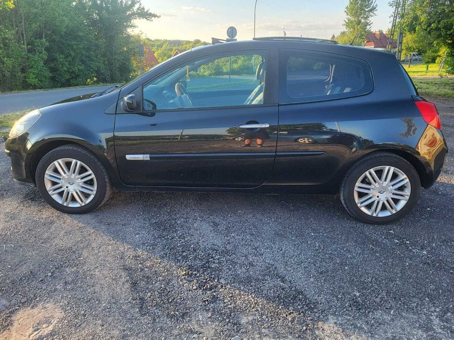 Renault Clio III Initiale 2006 1.6 bogate wyposażenie, dobry stan