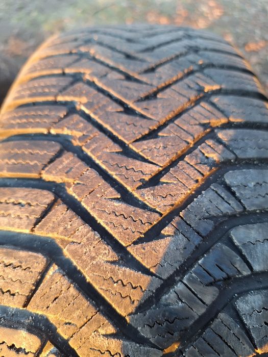 Opony zimowe 195/65R15 Laufenn I Fit 2 szt.