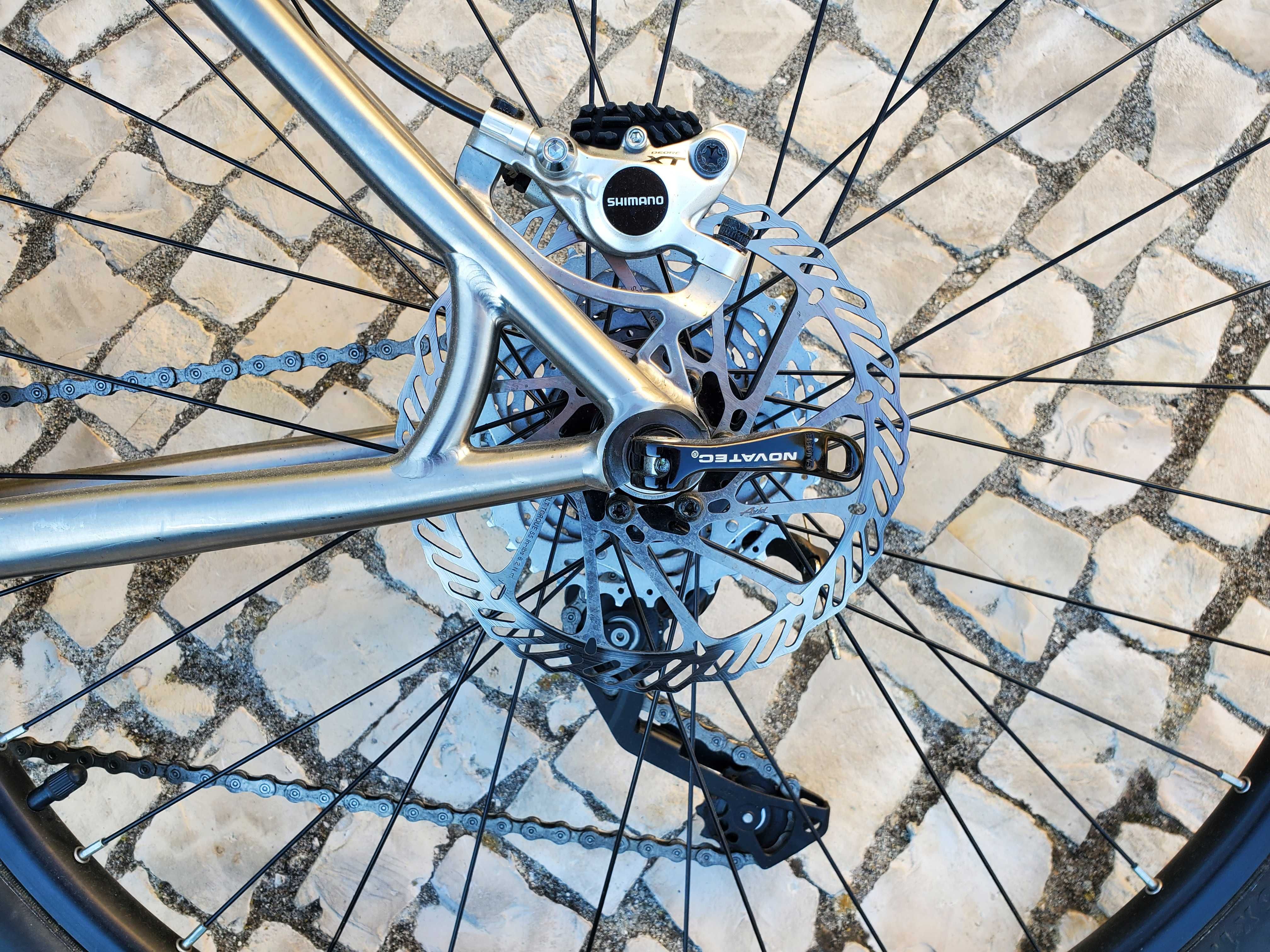 Bicicleta Titanio 9 kg com garfo de carbono - estado impecável