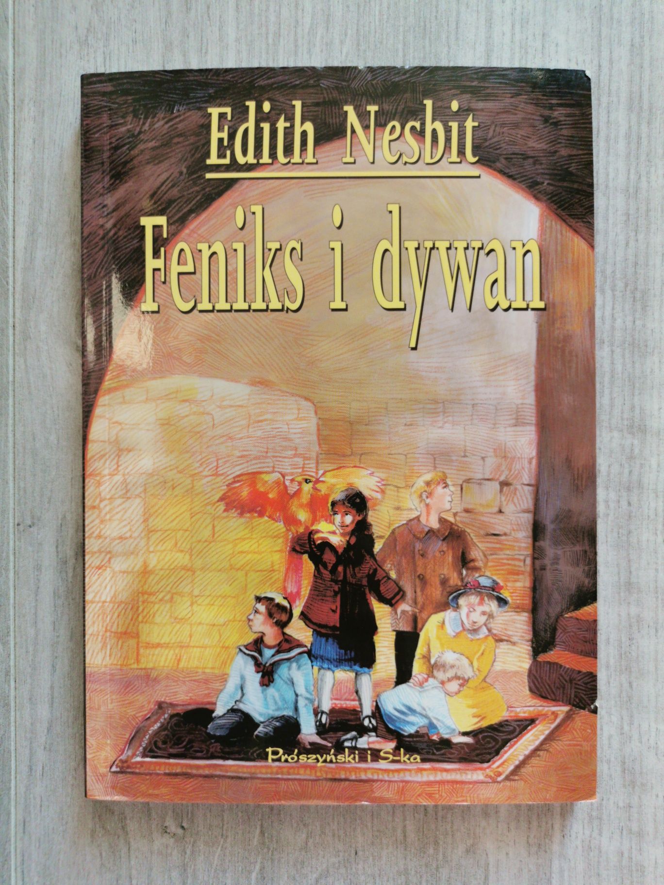 "Feniks i dywan" Edith Nesbit