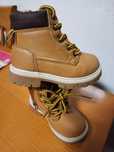 Botas camel em pele  sintética tam20 NOVAS