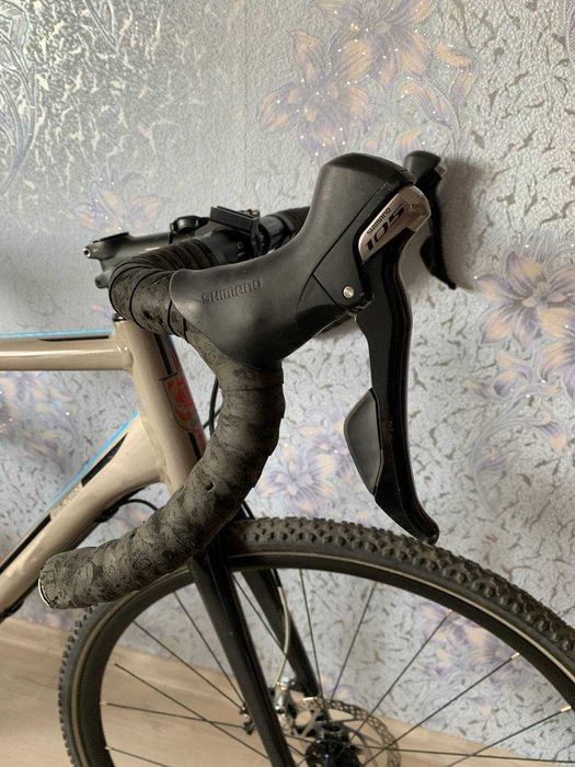 Гравійний велосипед GT Grade Alloy 105 L 56CM