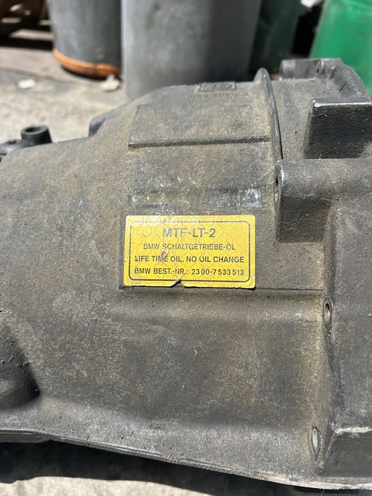 Продам коробку бмв є46