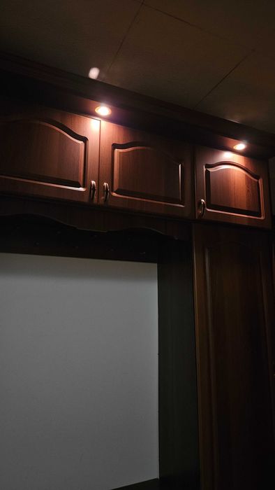 Продаю шафу у прихожу терміново,тільки самовивіз