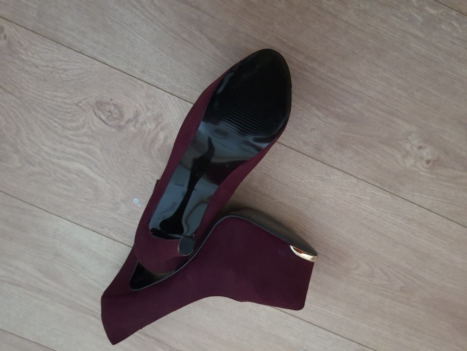 Baixa! Sapatos Salto Alto