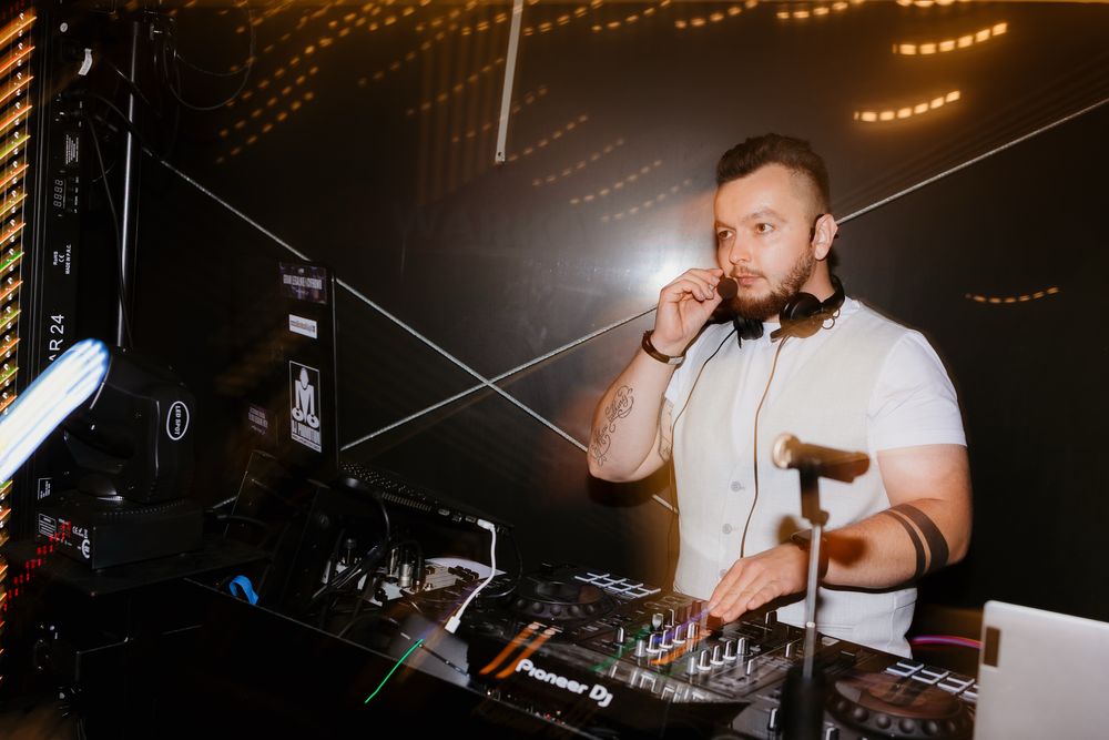 DJ & Wodzirej na Twoją impreze ! 18stki , urodziny , wesela , eventy:)