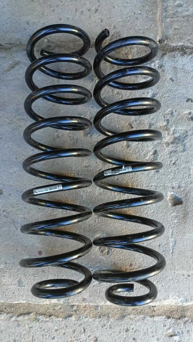 Sprężyny obniżające przód Mercedes W211 E klasa