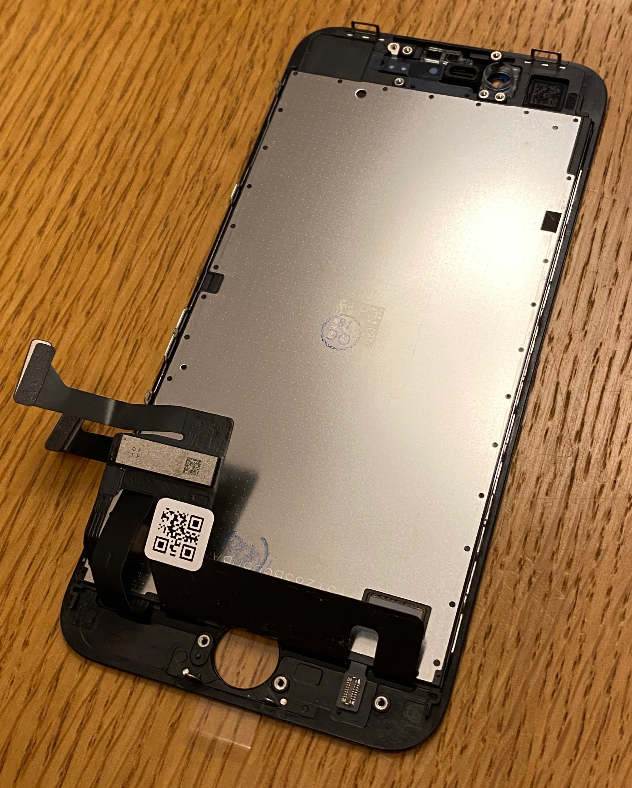 Wyświetlacz LCD do iPhone 8/SE (2020) w kolorze Czarnym ORYGINAŁ 23FV