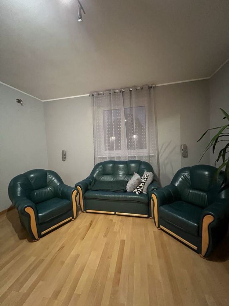 Zestaw mebli salonowych ciemnozielonych