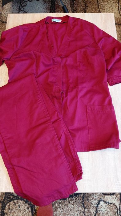 Медичний костюм розовий