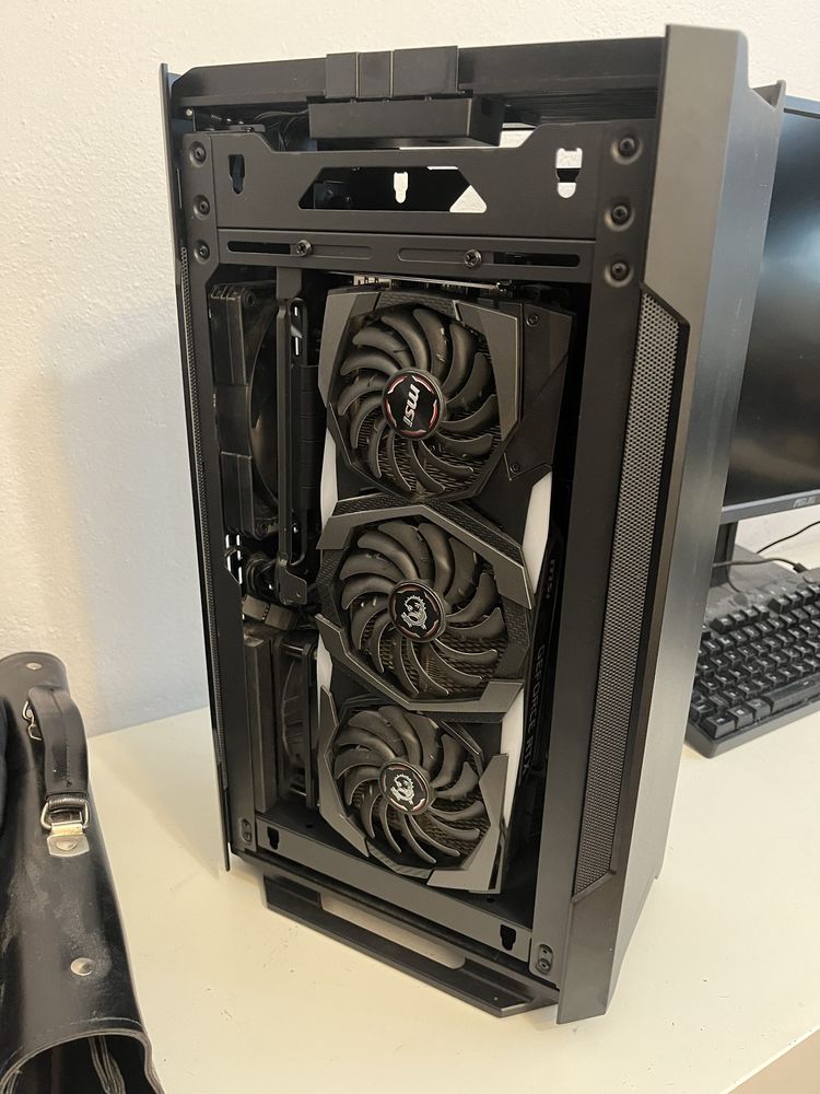 Ryzen 7 5800x 32GB Rtx 2080