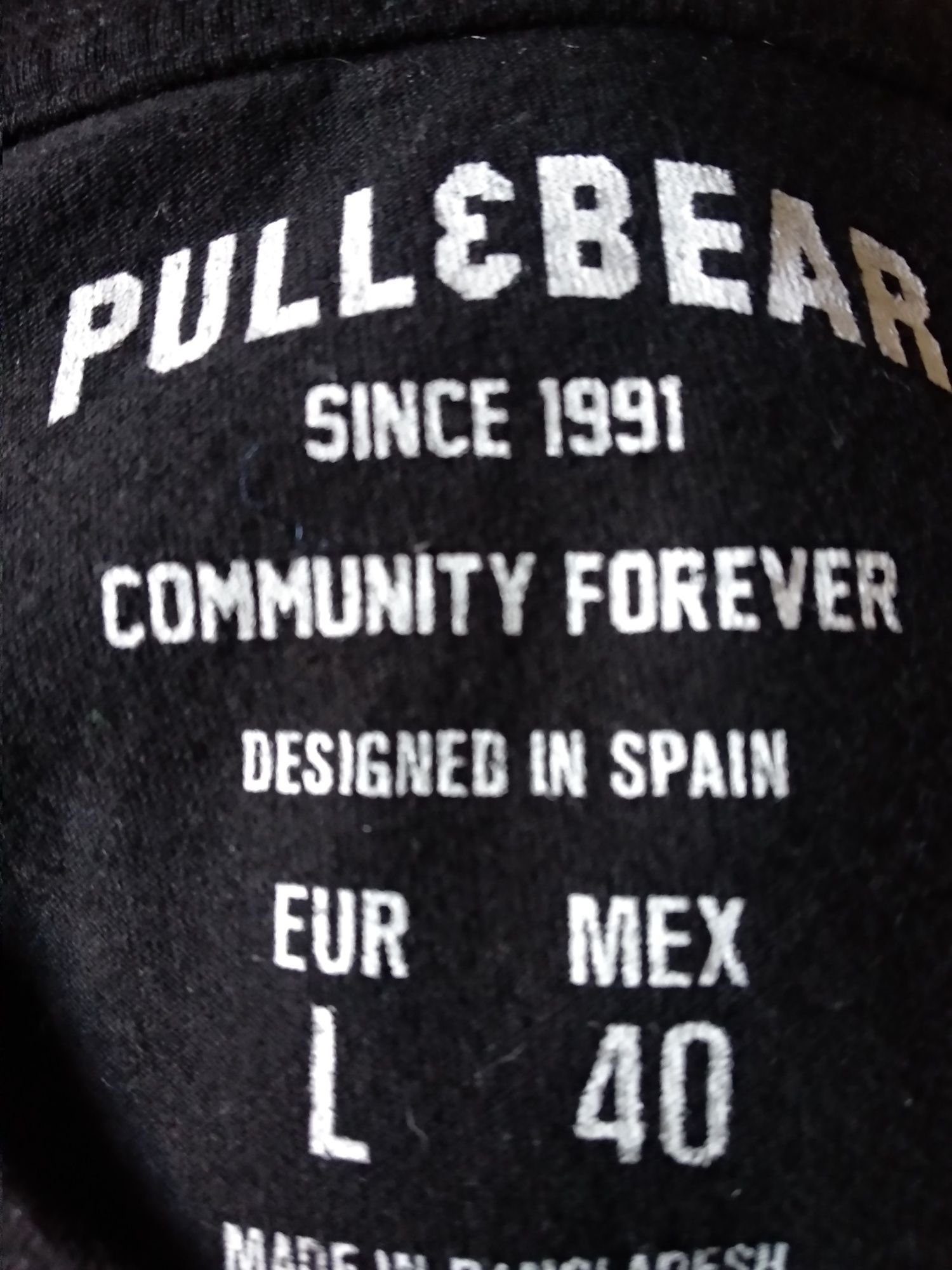PULL & BEAR крута чоловіча футболка