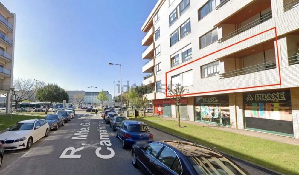 T2 frente ao Hospital São João