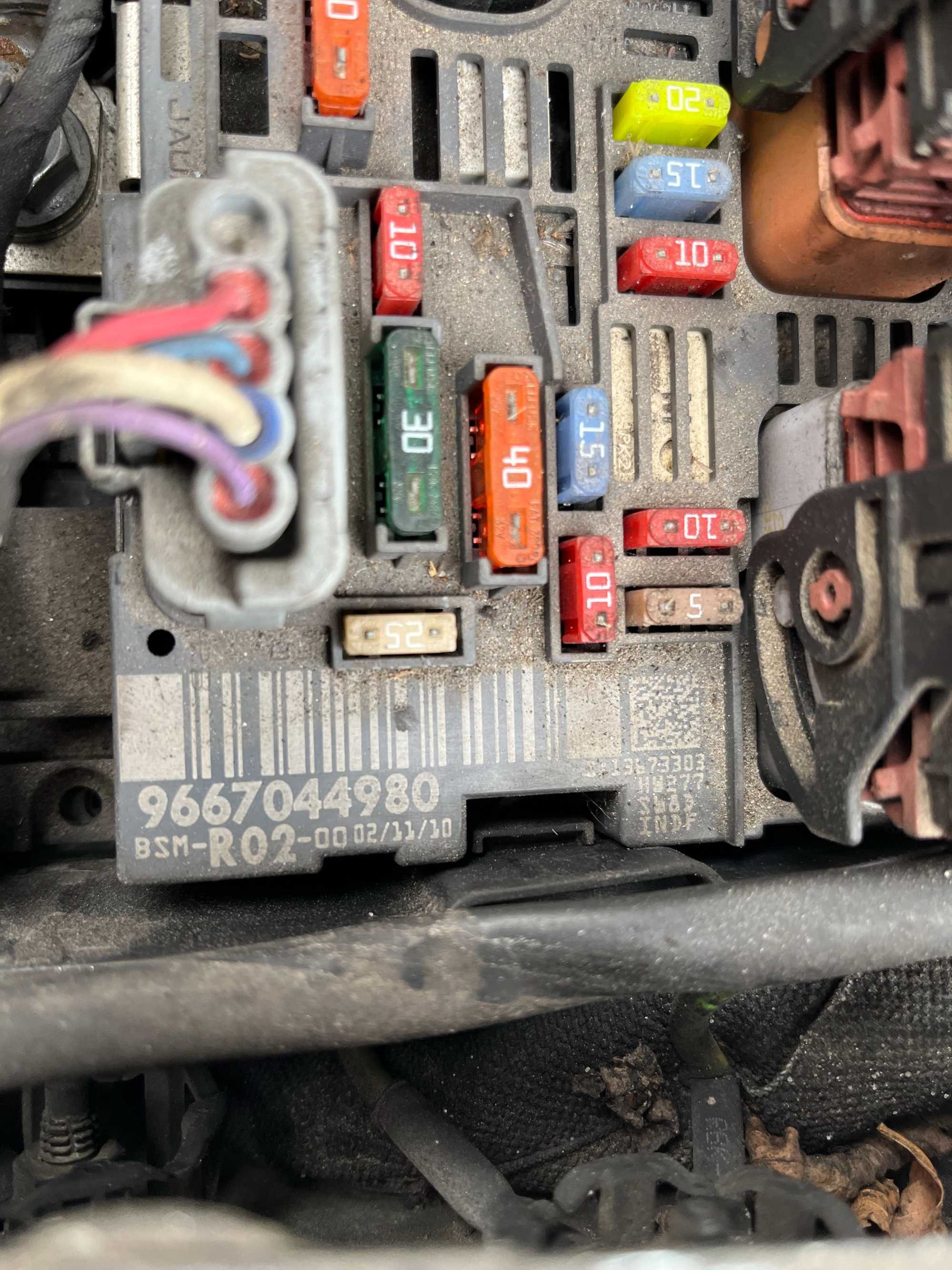 BSM moduł Citroen c5 x7 R02 966.704.4980