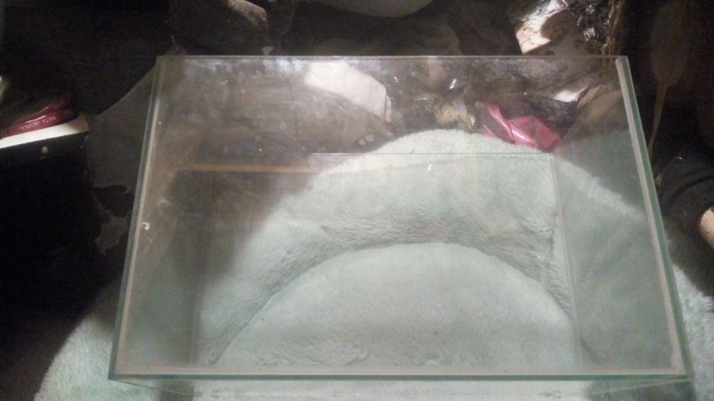 Продам  аквариум