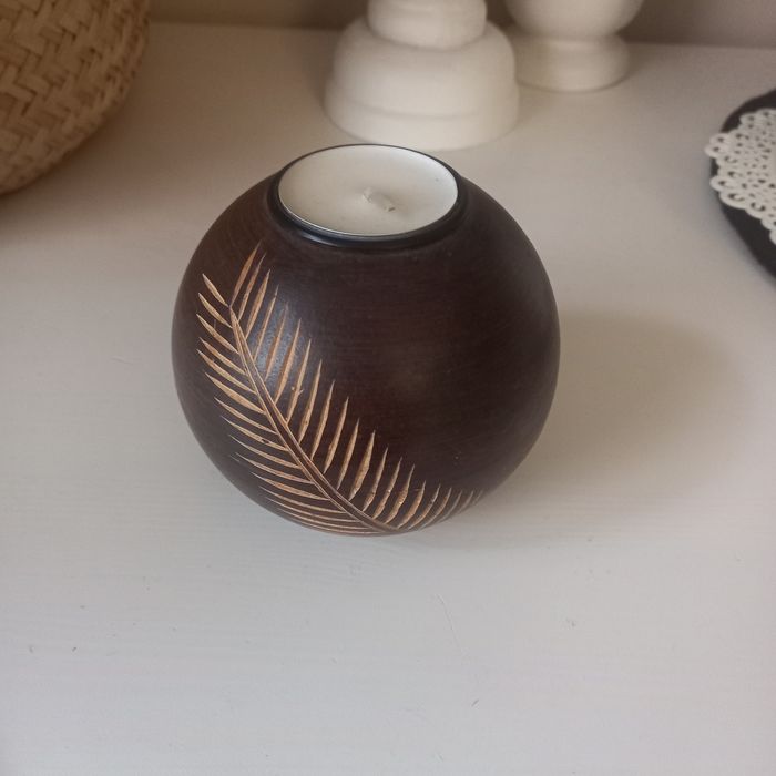 Drewniany świecznik kula