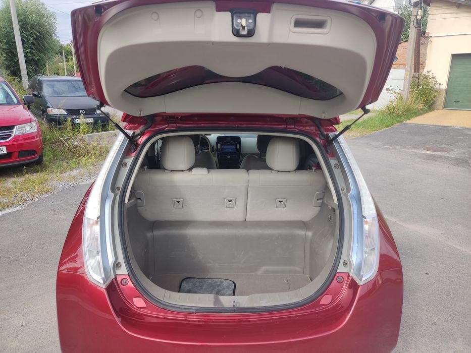 Nisan Leaf 2011 24kw 65%