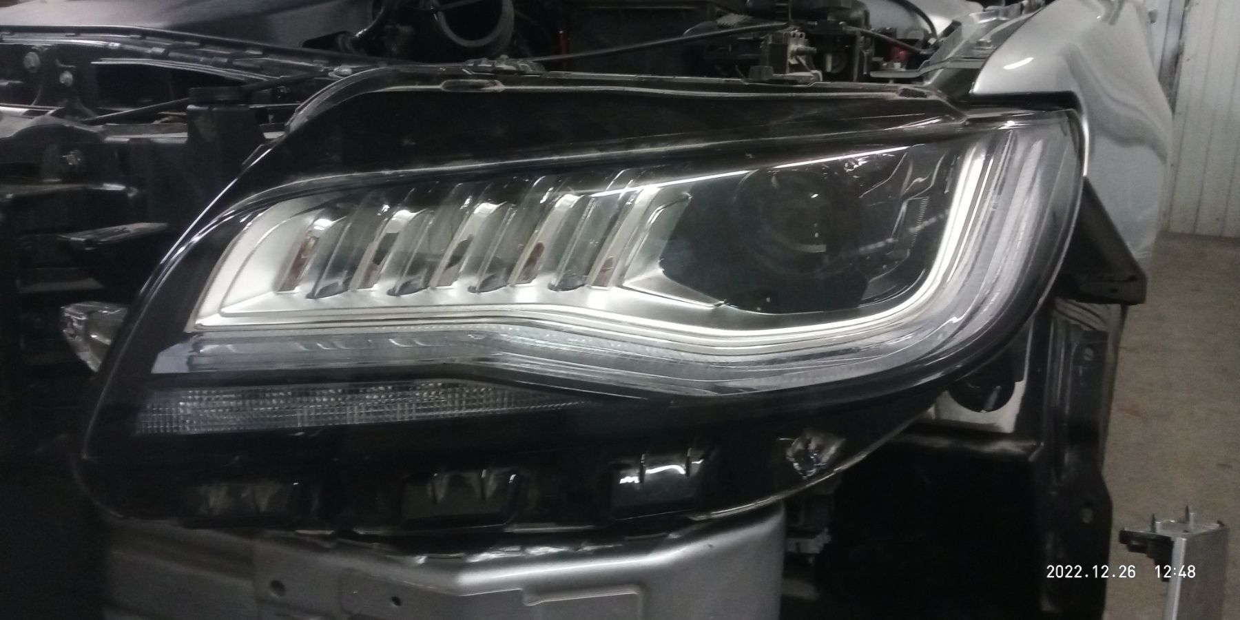 фара права ліва xenon Led lincoln mkz