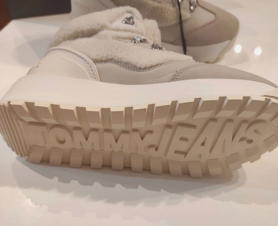 buty zimowe śniegowce sneakersy Tommy Hilfiger
