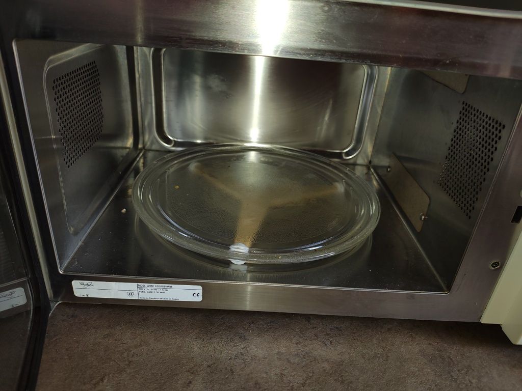 Mikrofalówka Whirlpool AVM 430
