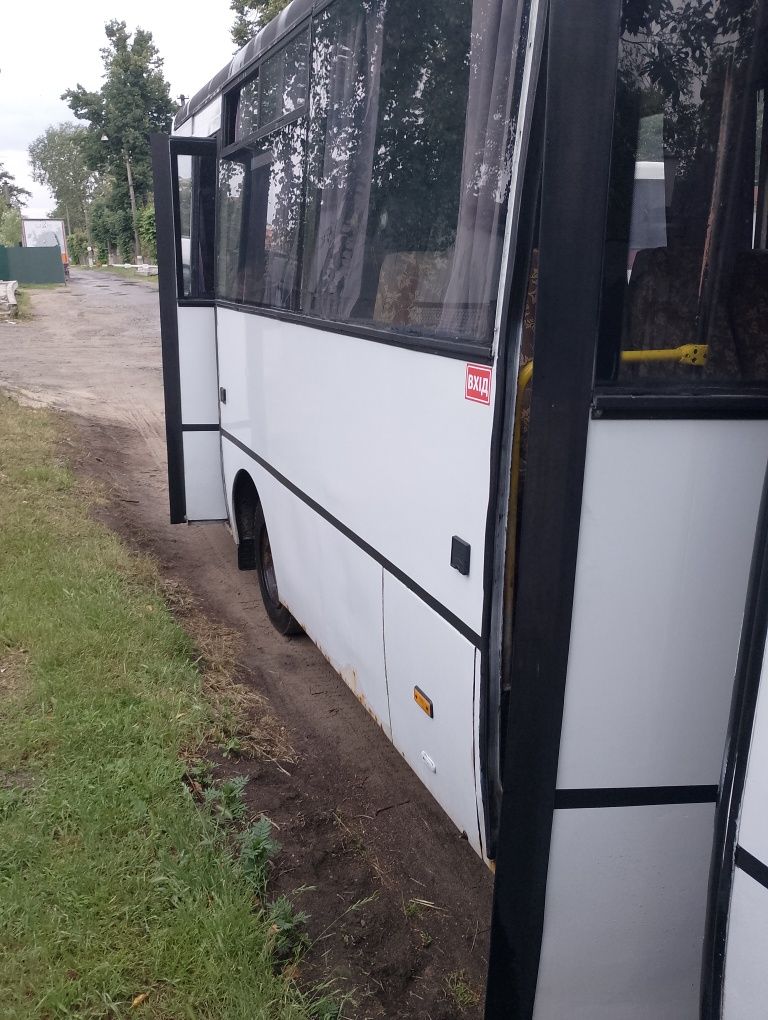Продається автобус