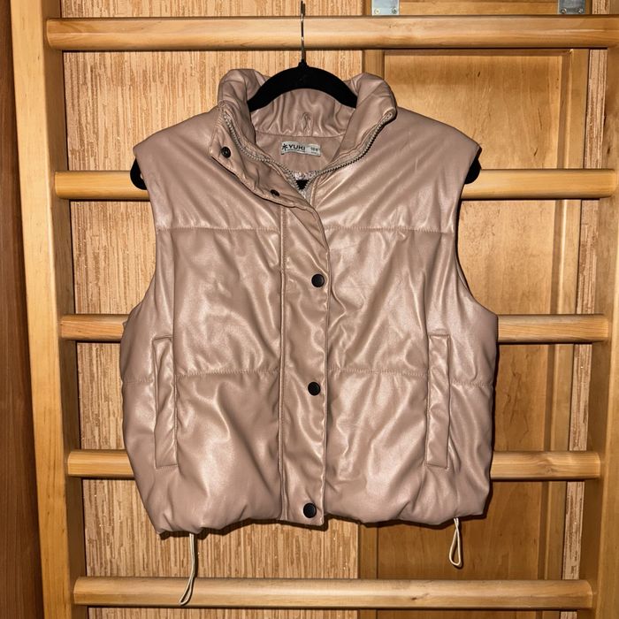 Желетка шкіряна хс с шоколадна