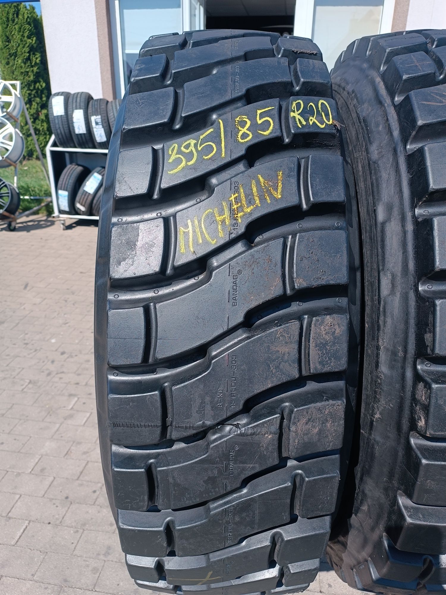 395/85R20 MICHELIN X XZL Radial Regroovable