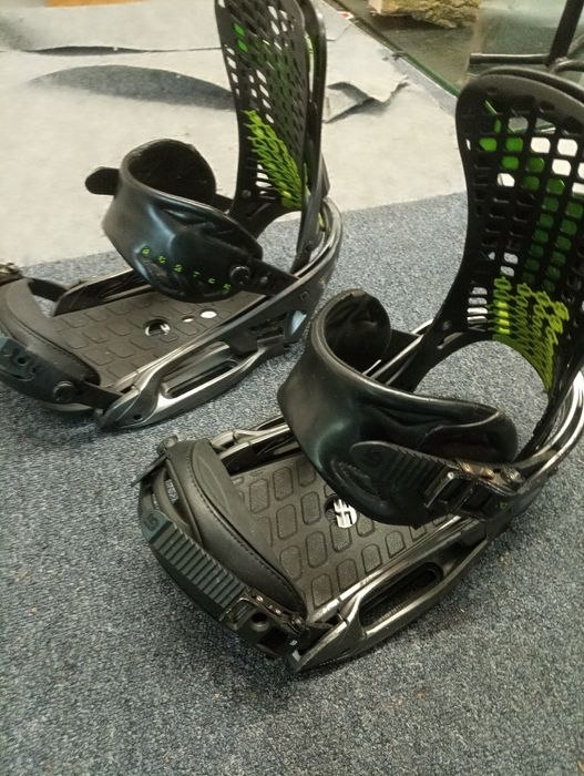 Wiązania snowboardowe Burton genesis est