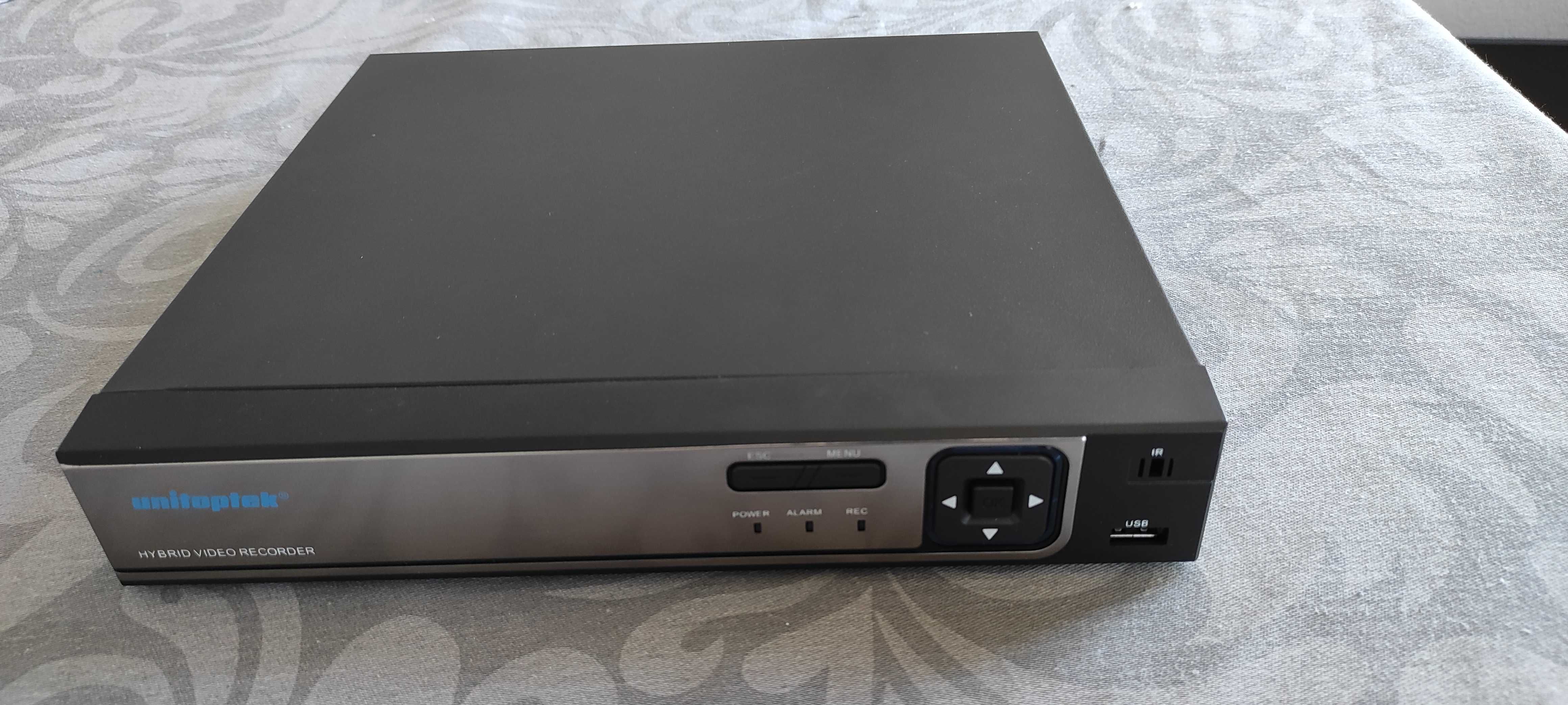Vendo Unitoptek DVR 8channel poe 4MP HD Network Diginal VIdeo Recorder