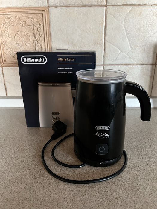 Капучинатор DeLonghi Alicia Latte