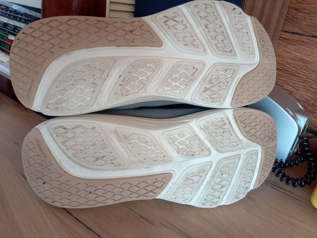 Adidas Cloudfoam Go Lounger buty wsuwane 45 1/3
