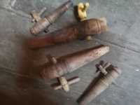 Torneiras de pipos em madeira e peça para entrar ar nos pipos