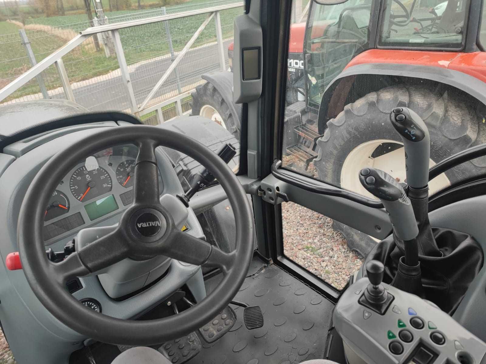 Valtra T140  pneumatyka