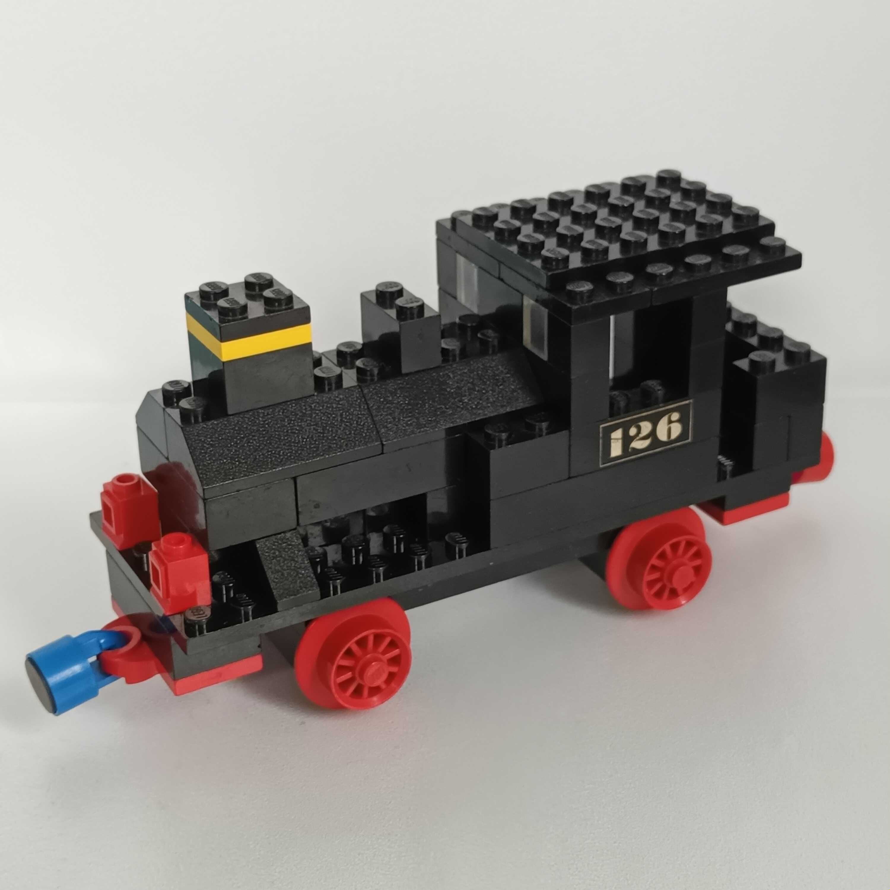 2 zestawy LEGO Train 4.5V 126 i 128 - Steam Locomotive, Mobile Crane