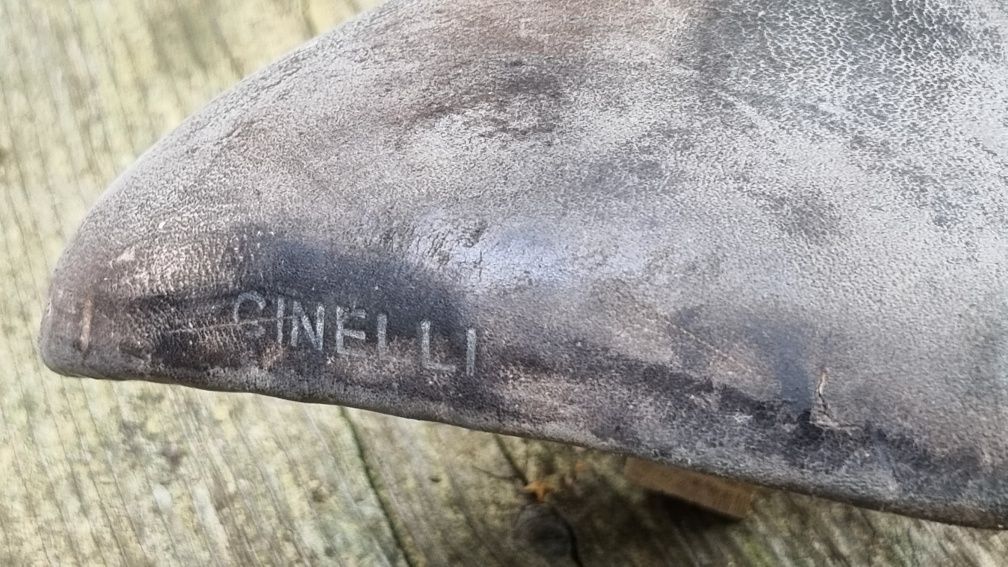 Siodło. Cinelli. Retro .L'EROICA.