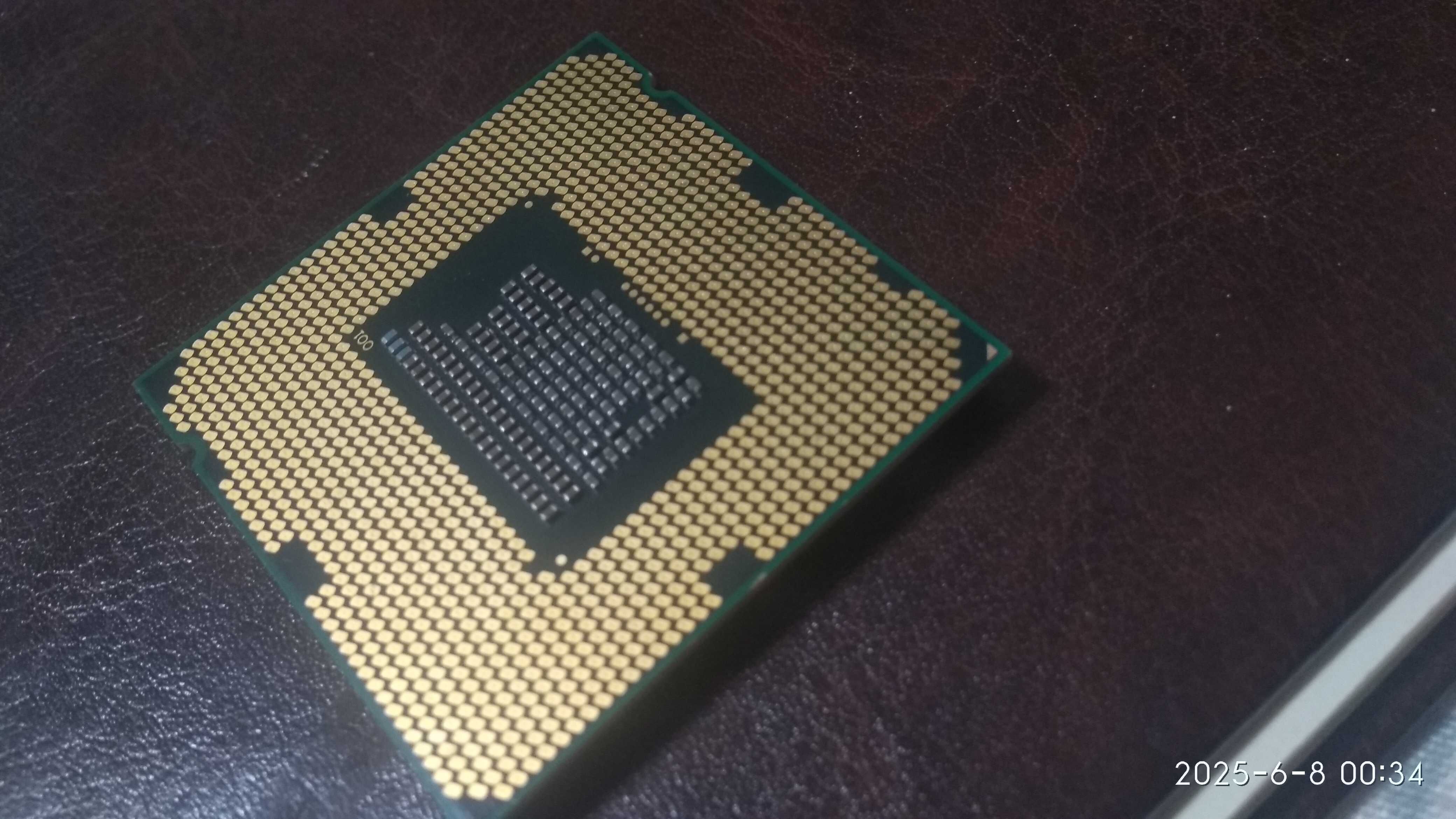 Процессор Intel Core i3-2100 3.1GHz 3MB s1155 + родной куллер
