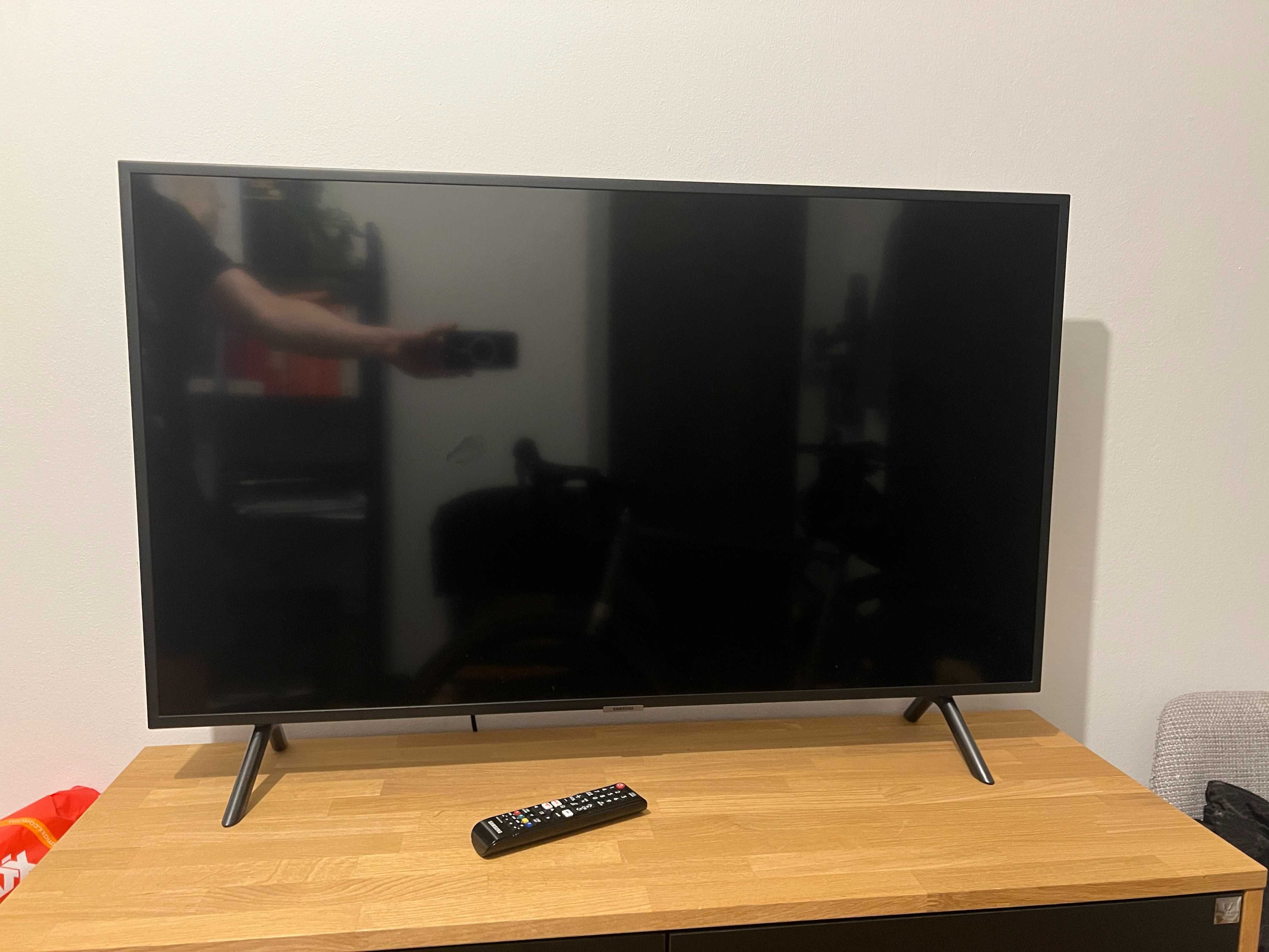 Telewizor Samsung, 43 cale UHD, 4K