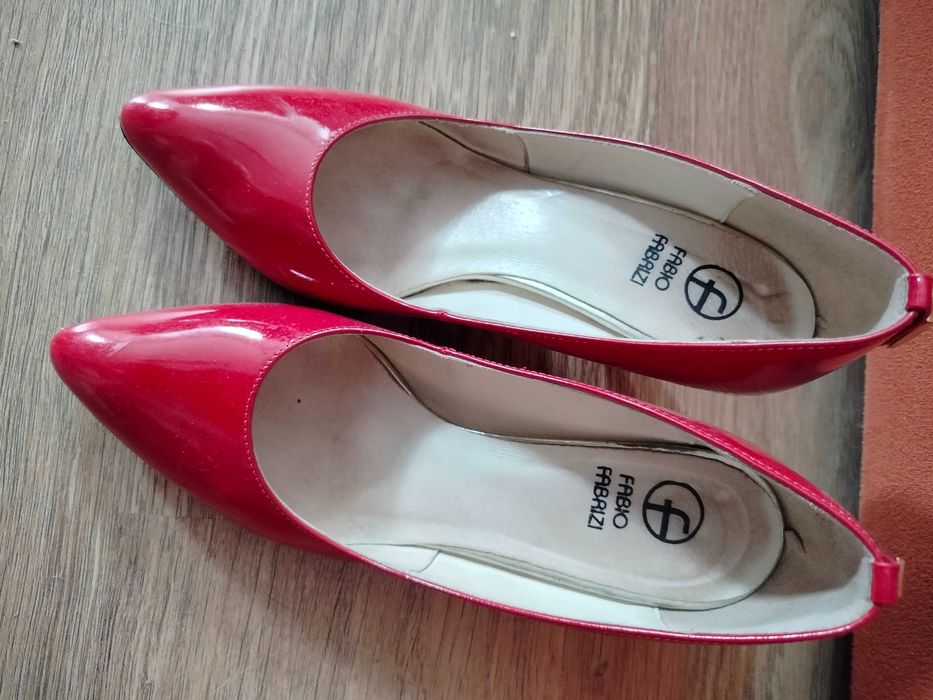 Szpilki ze skóry r. 37