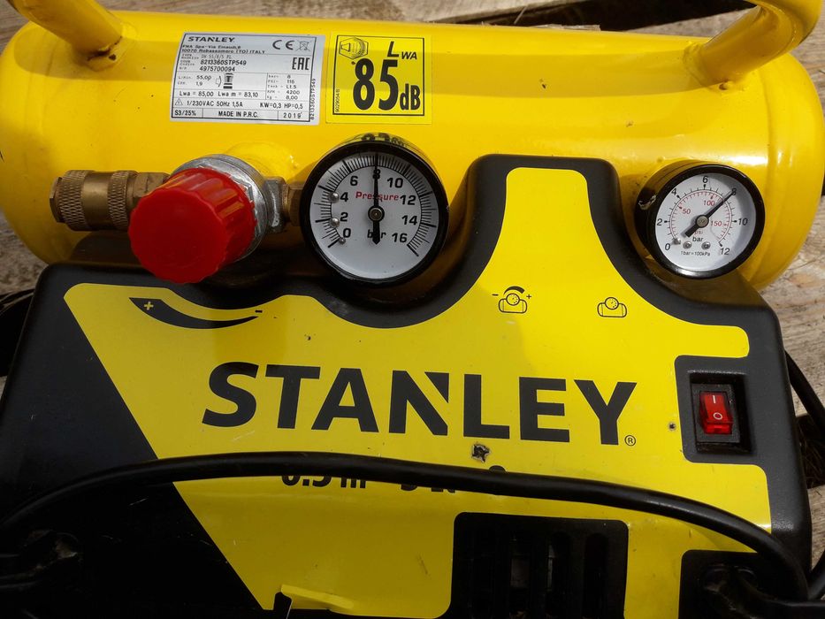 Powystawowy Kompresor Bezolejowy Stanley DN55/8/5 5 Litr 8 bar